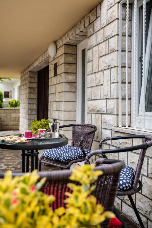 Apartma Valentina Appartement Pobegi Buitenkant foto