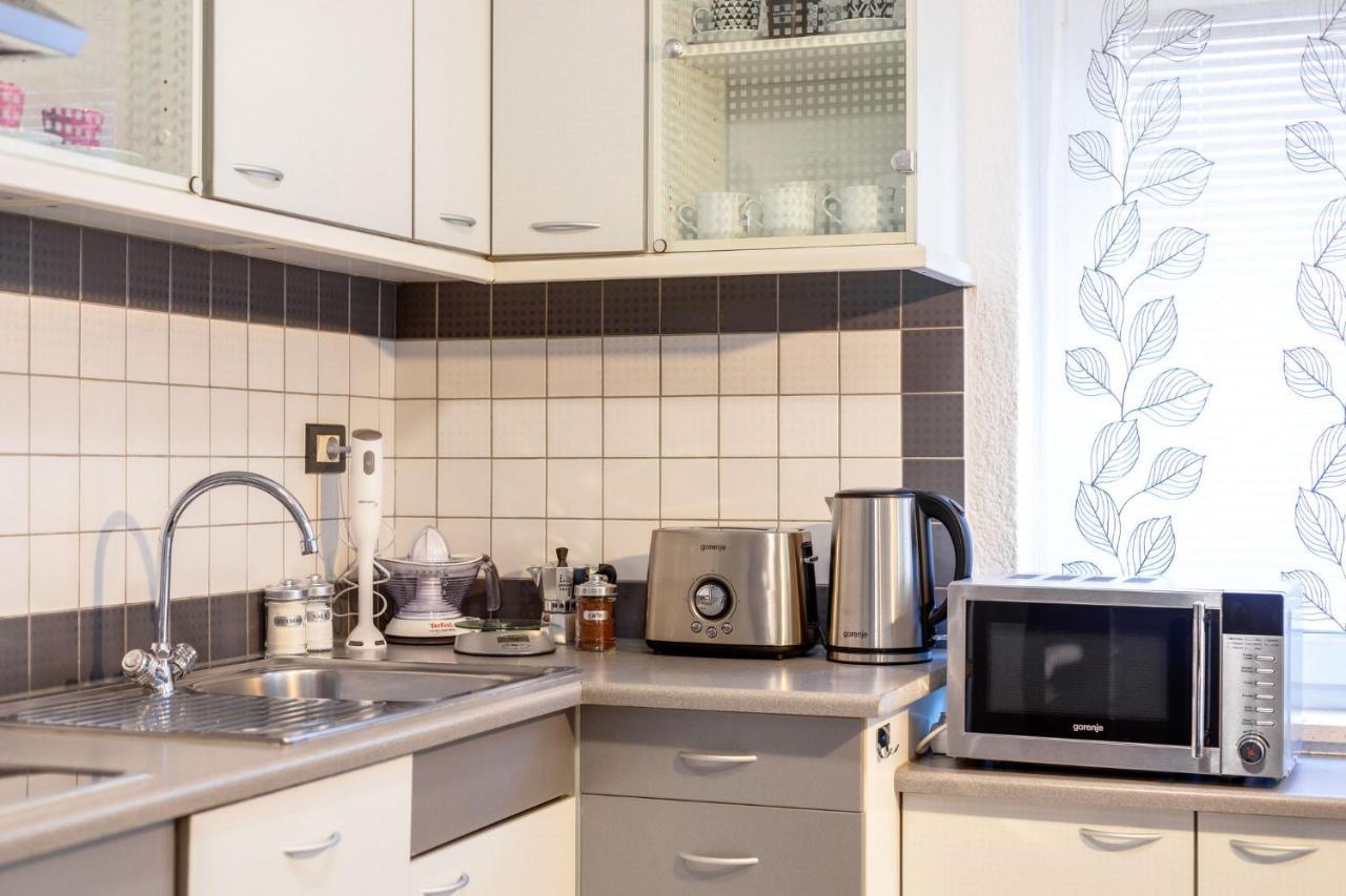 Apartma Valentina Appartement Pobegi Buitenkant foto